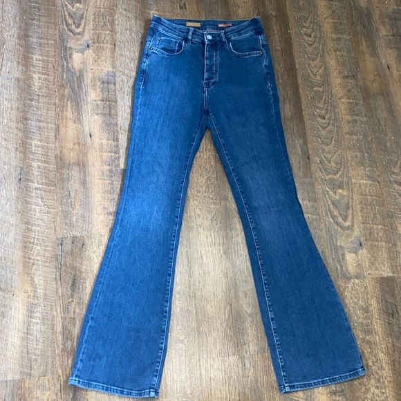 PILCRO HIGH RISE BUTTON FLY FLARE LEG *FLAWED* SZ 26 - Picture 1 of 9